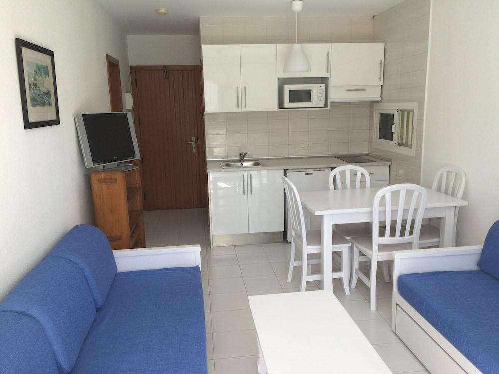 Apartamentos Llevant Порт-де-Польєнса Екстер'єр фото